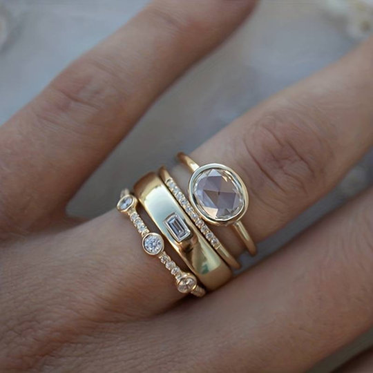 Lila - Vintage Gold & Zirconia Ring Set